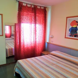 Hotel Lucerna, Arma di Taggia